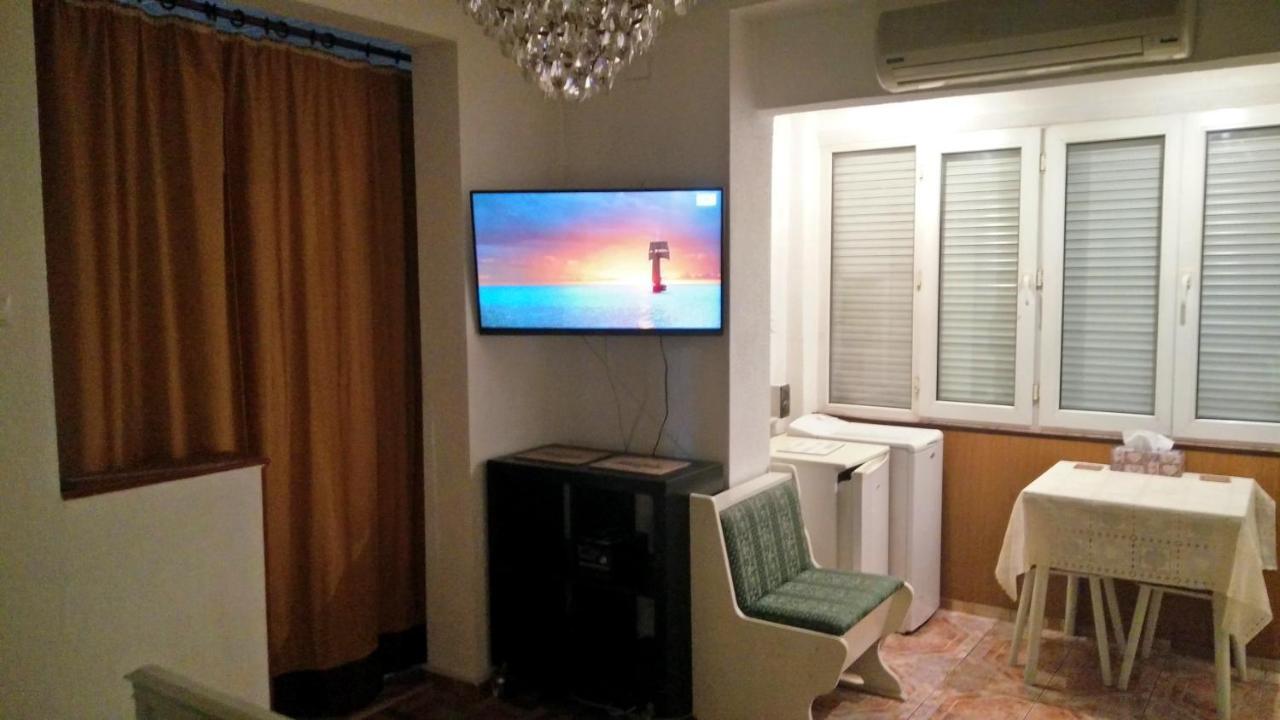 Rompromo Plus Accommodation Bucareste Exterior foto
