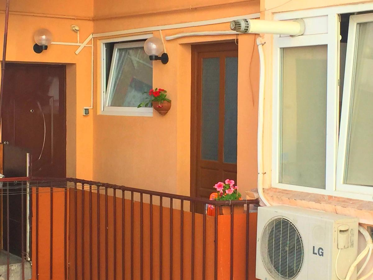 Rompromo Plus Accommodation Bucareste Exterior foto
